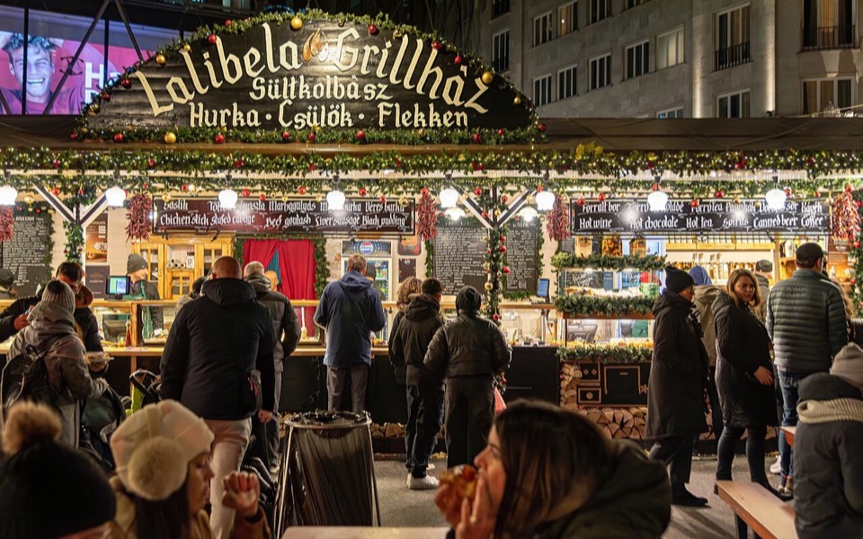 Budapest Christmas Fair (Vörösmarty Square)